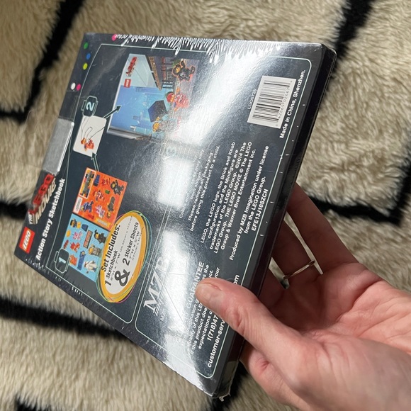 The Lego Movie Action Story Sketchbook NWT with stickers - Hardcover - Picture 3 of 7
